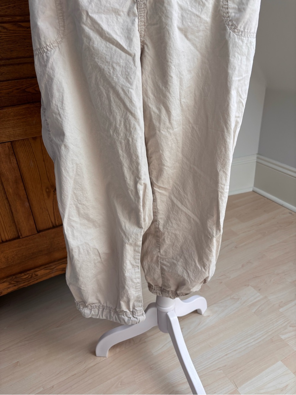Jessica Cargo Capris 🤍 - Picture 4 of 8